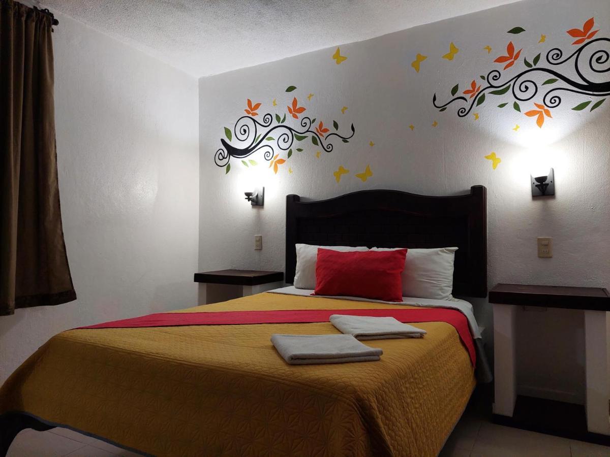 Hotel Posada Las Casas San Cristóbal de Las Casas Esterno foto